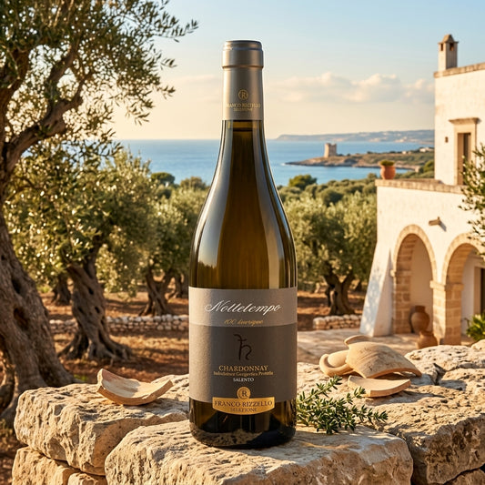 Retro etichetta di Nottetempo Chardonnay Salento IGP affinato in barrique bottega imperiale
