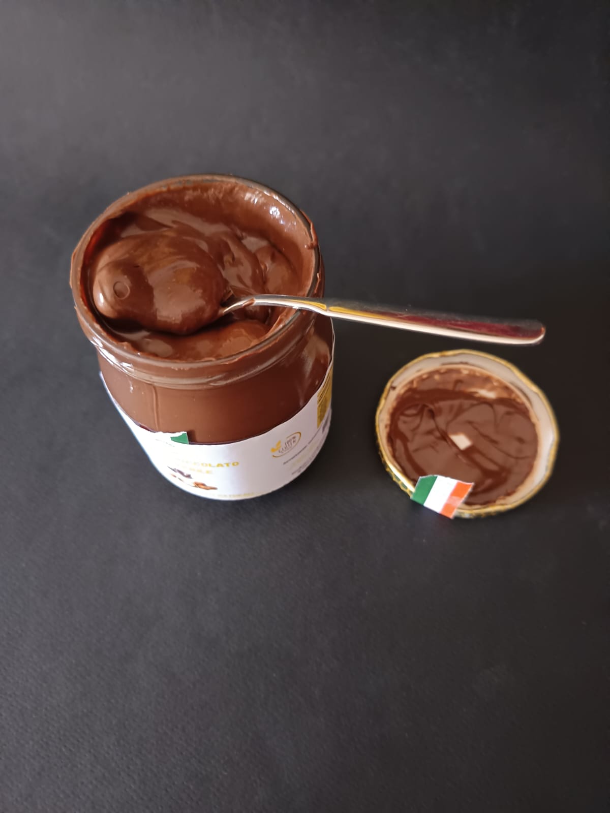 la migliore crema di nocciole cioccolato spalmabile bottega imperiale senza glutine puglia spuntino merenda dolce 