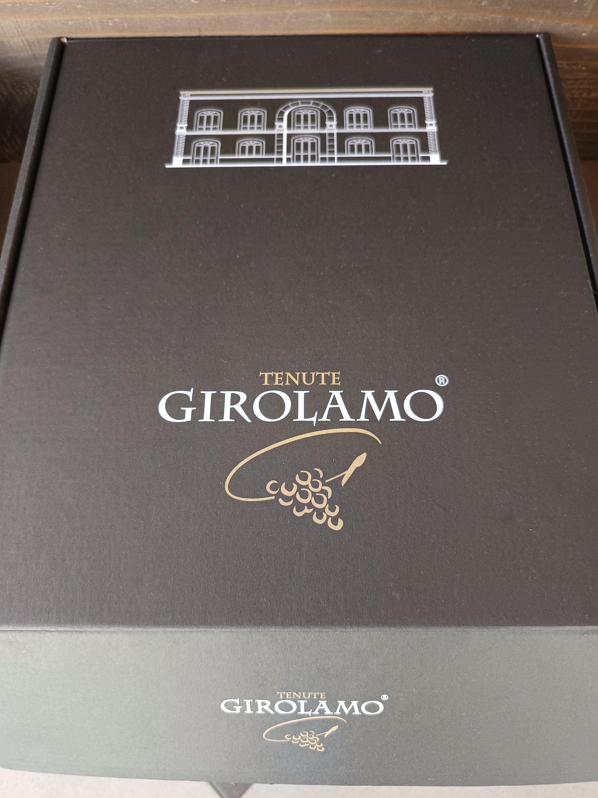 tris vini regalo cofanetto bottega imperiale comprare online vino invio gratis vitigno negroamaro susamaniello verdeca tenute girolamo